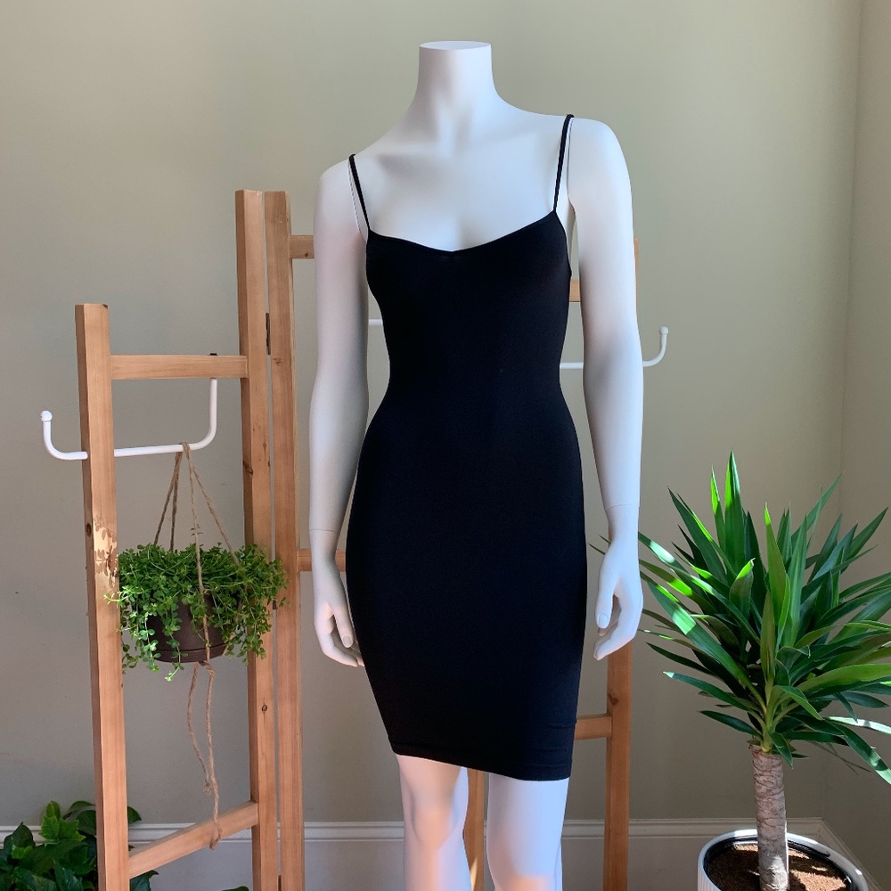 Sold🙌Free People intimately dress - Picture 1 of 7